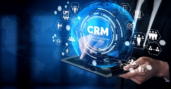 אוטומציה של ניהול קשרי לקוחות (CRM)